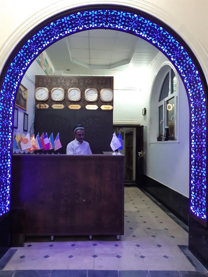 Hotel Rizqiro'Z Boutique Бухара Екстер'єр фото