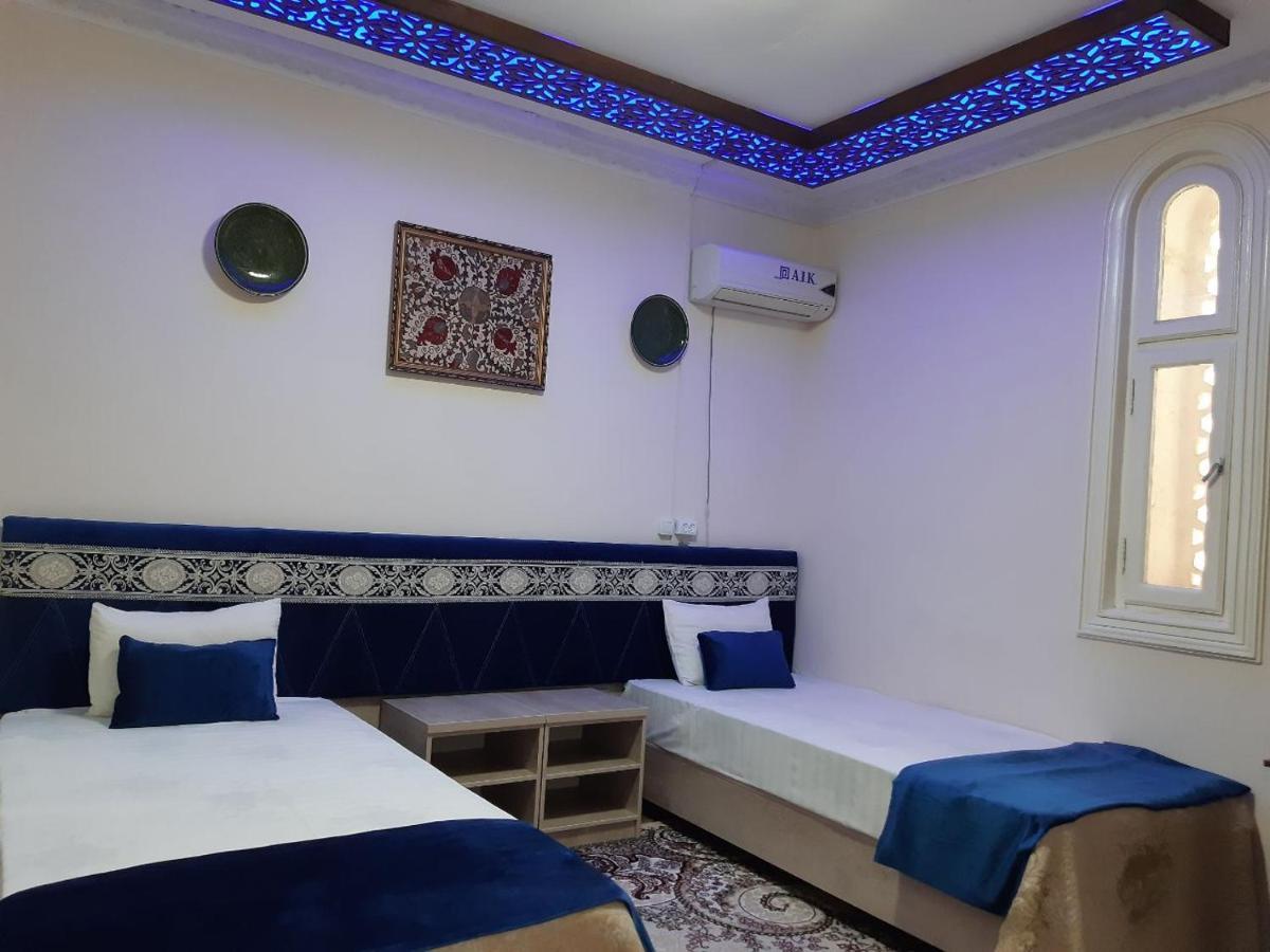 Hotel Rizqiro'Z Boutique Бухара Екстер'єр фото
