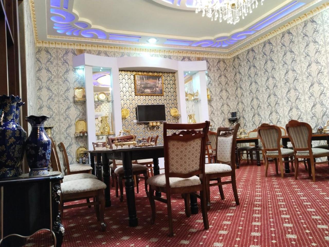 Hotel Rizqiro'Z Boutique Бухара Екстер'єр фото