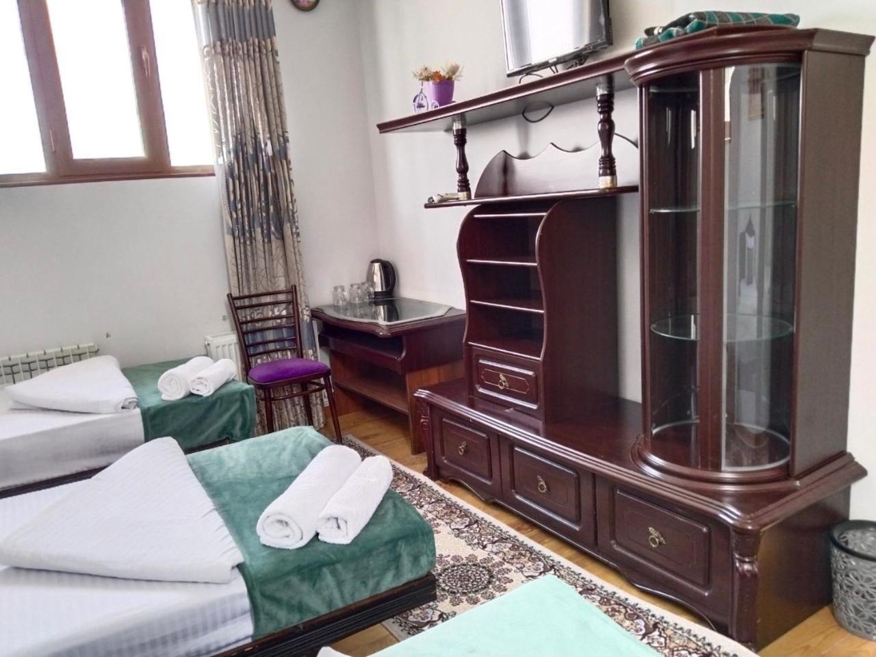 Hotel Rizqiro'Z Boutique Бухара Екстер'єр фото
