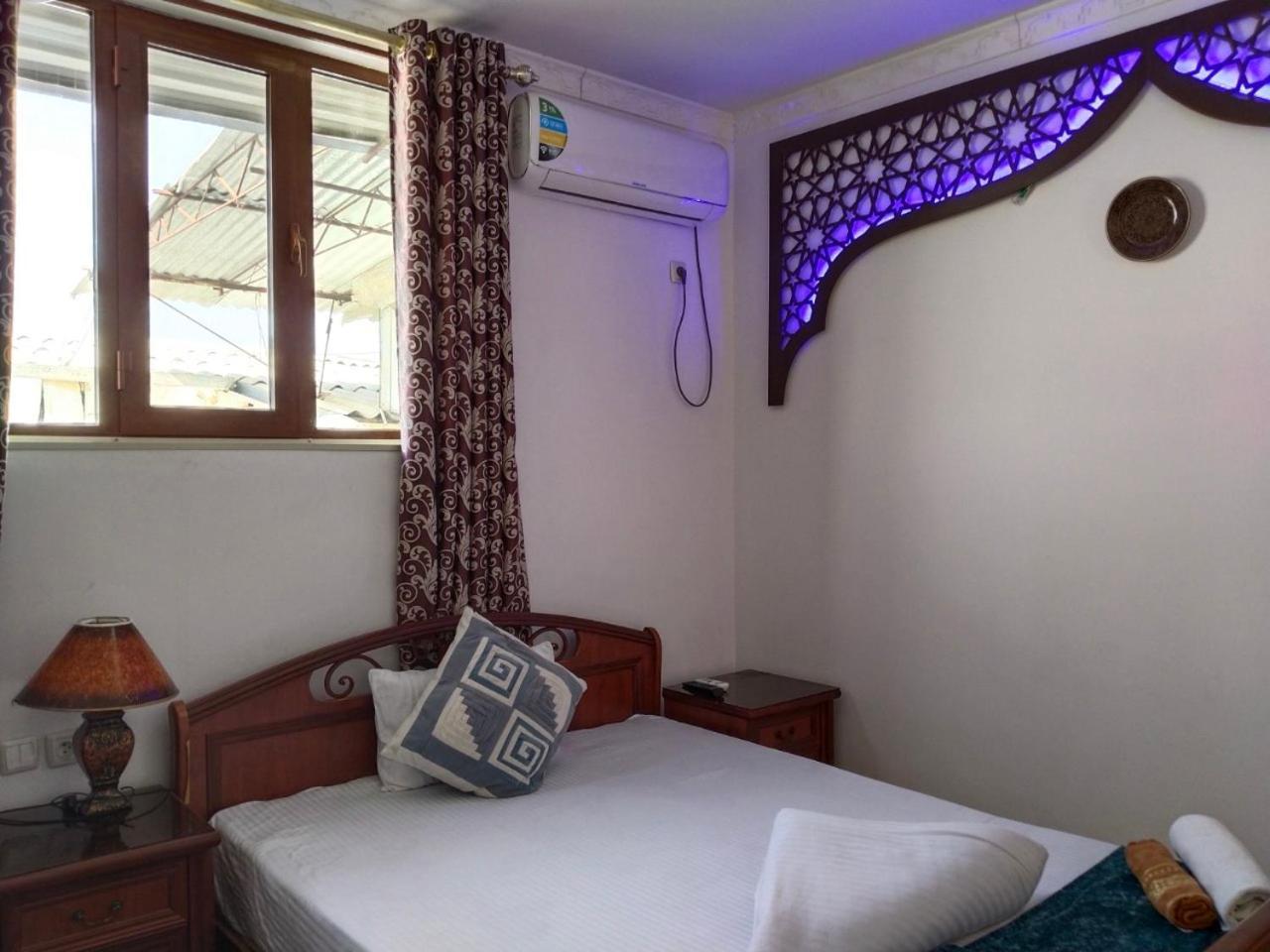 Hotel Rizqiro'Z Boutique Бухара Екстер'єр фото